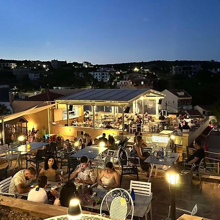 Sun Village Hotel Apartments Megás Limniónas Екстериор снимка