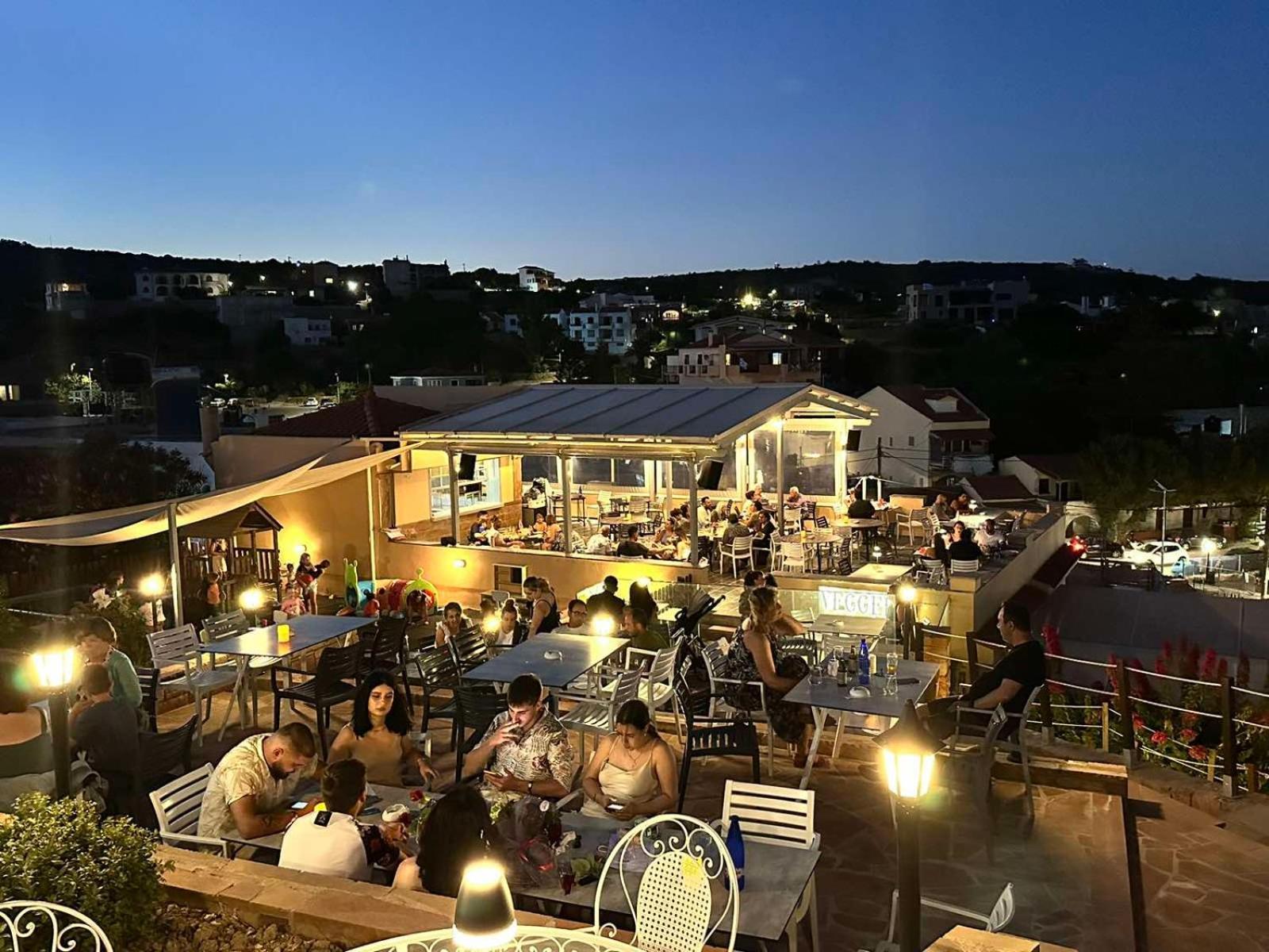 Sun Village Hotel Apartments Megás Limniónas Екстериор снимка
