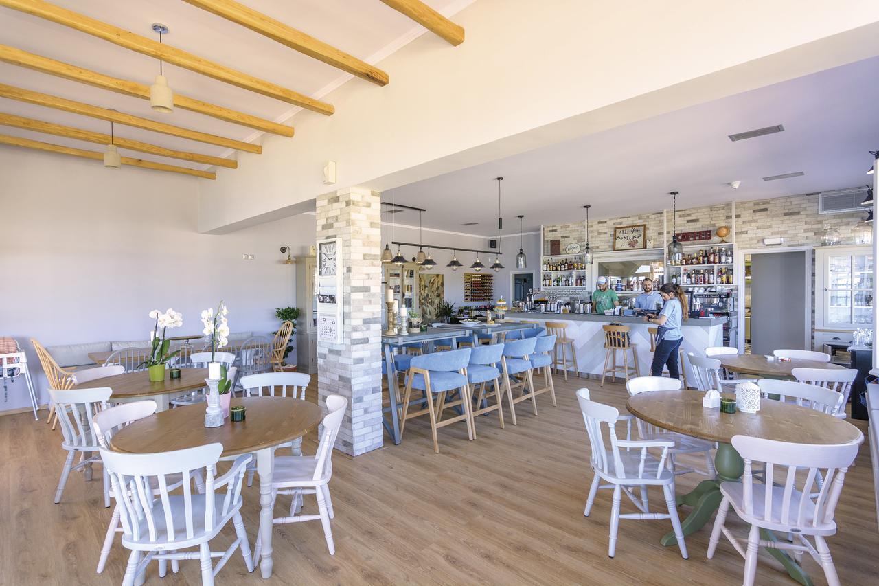 Sun Village Hotel Apartments Megás Limniónas Екстериор снимка