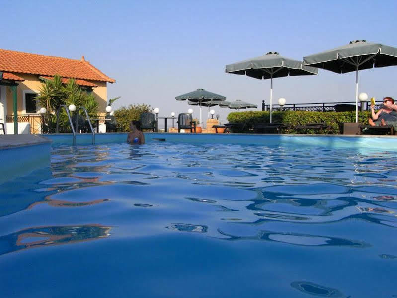 Sun Village Hotel Apartments Megás Limniónas Екстериор снимка