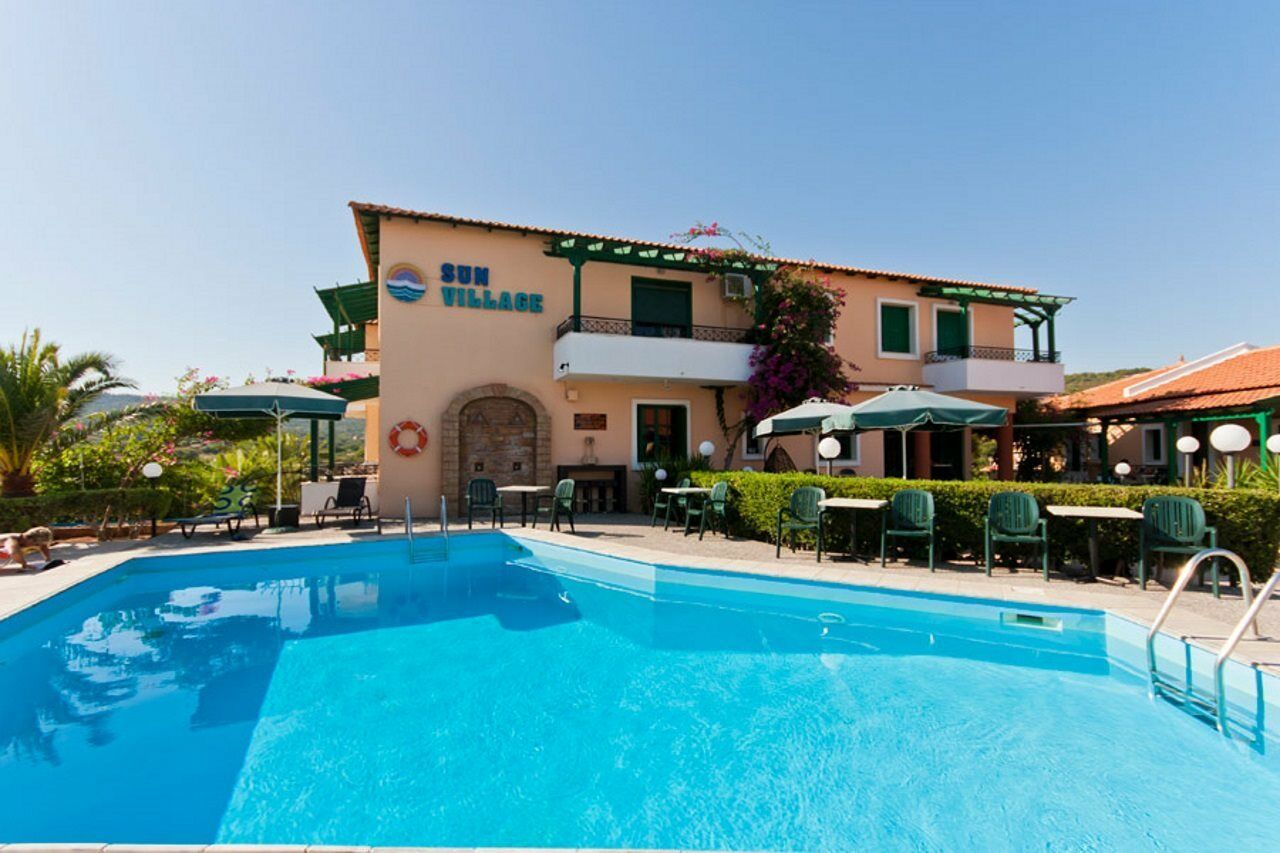 Sun Village Hotel Apartments Megás Limniónas Екстериор снимка