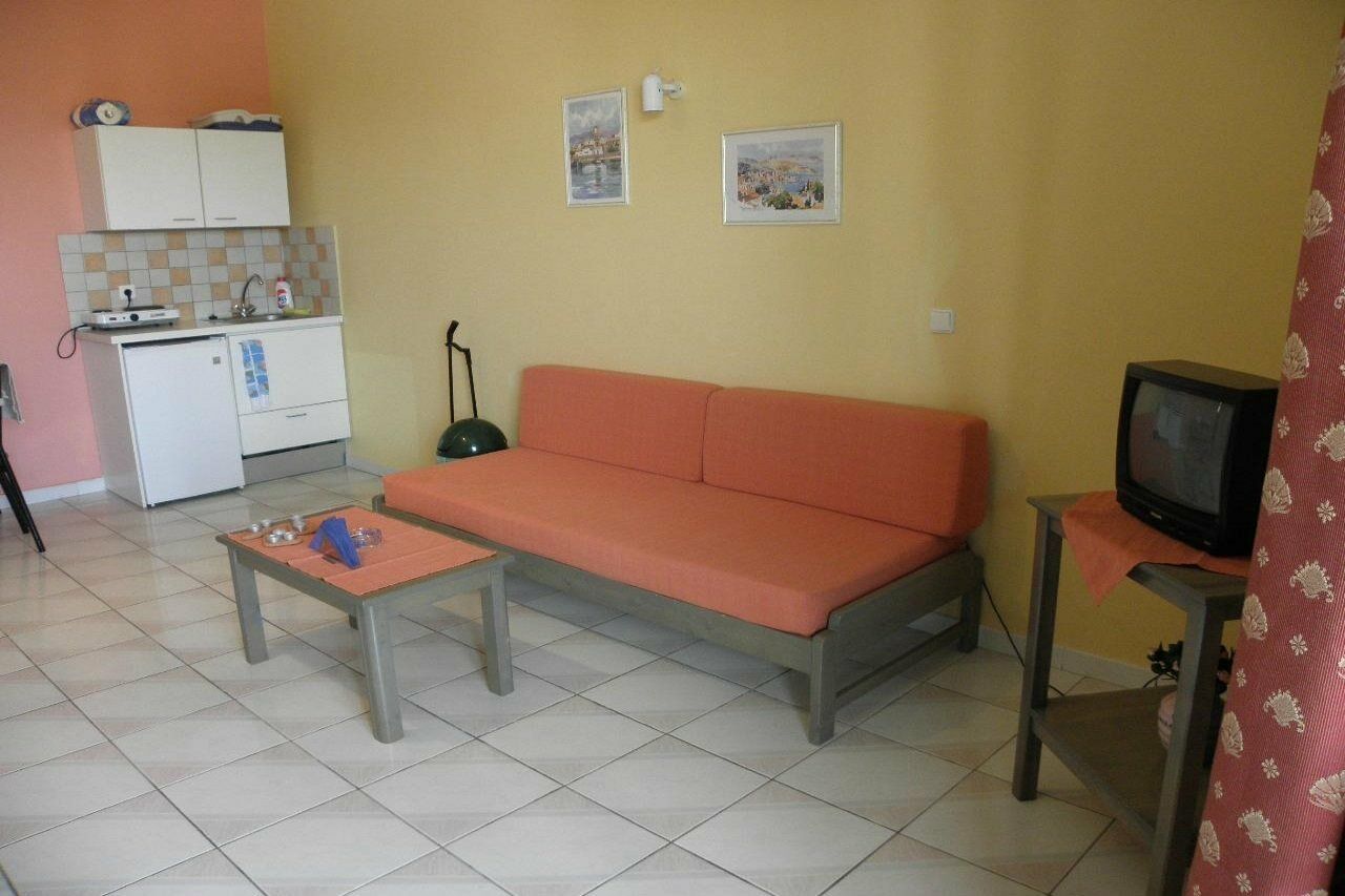 Sun Village Hotel Apartments Megás Limniónas Екстериор снимка
