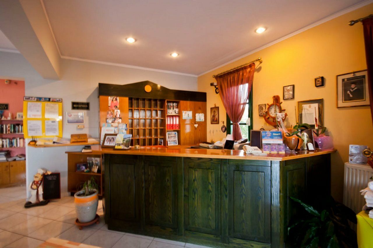 Sun Village Hotel Apartments Megás Limniónas Екстериор снимка