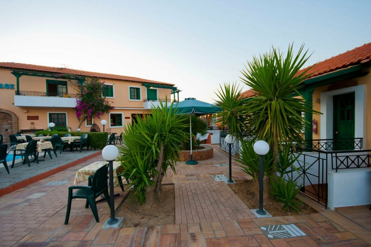 Sun Village Hotel Apartments Megás Limniónas Екстериор снимка