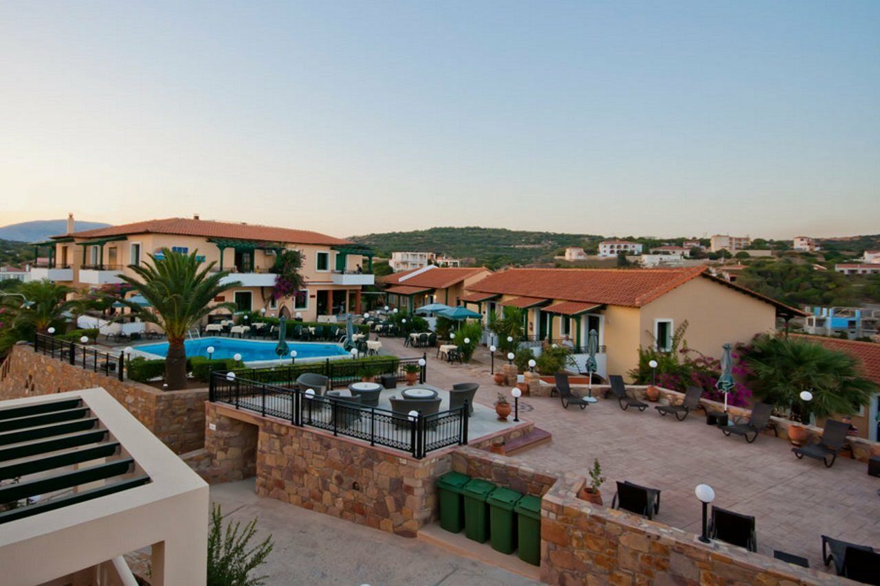 Sun Village Hotel Apartments Megás Limniónas Екстериор снимка